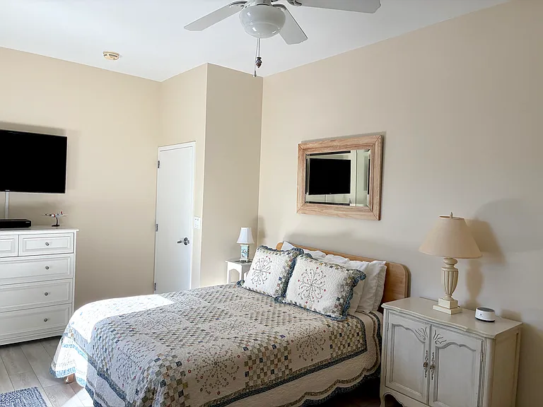 260 Dune Rd #120 — Photo 15