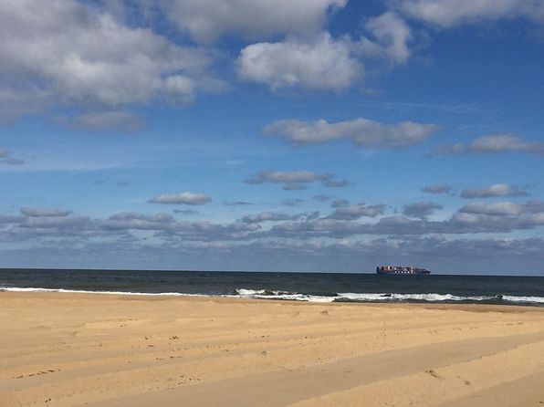 virginia-beach-virginia-344556849 picture