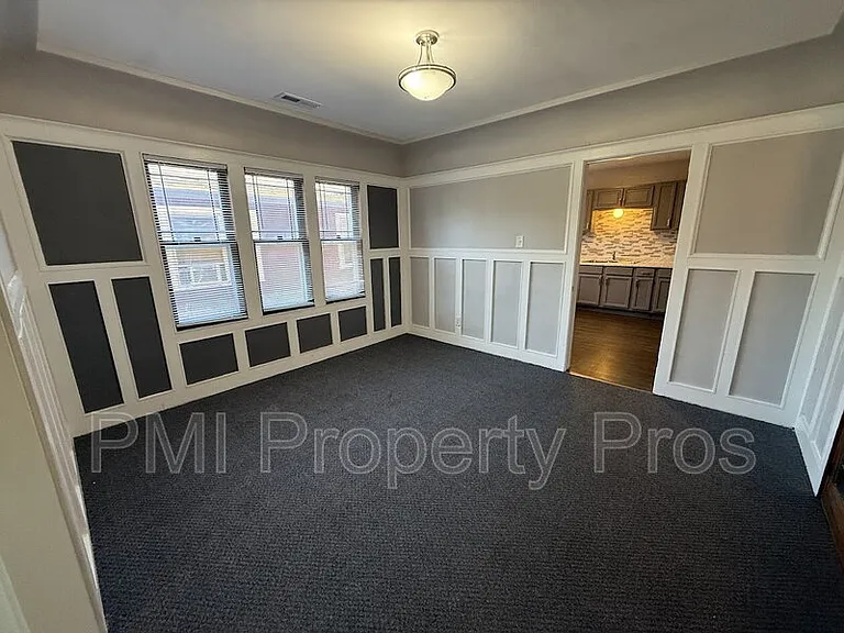 4043 N 24th Pl — Photo 13