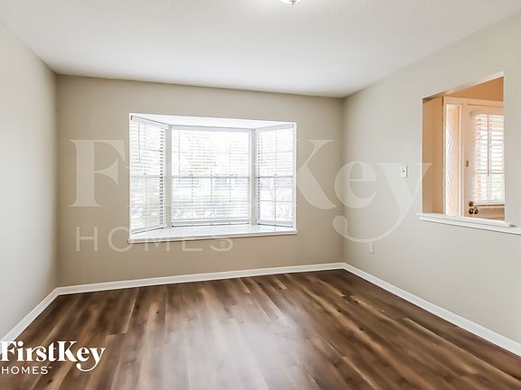 5th image of 3804 Canterbury Dr