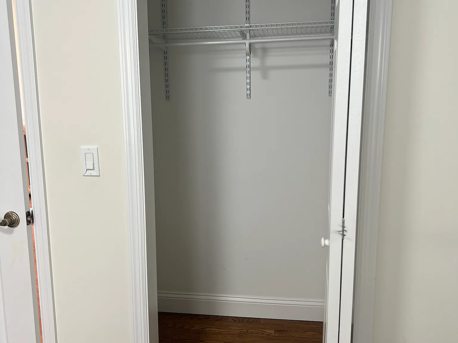 2 bed, 1200 sqft, $3,900 — Photo 4