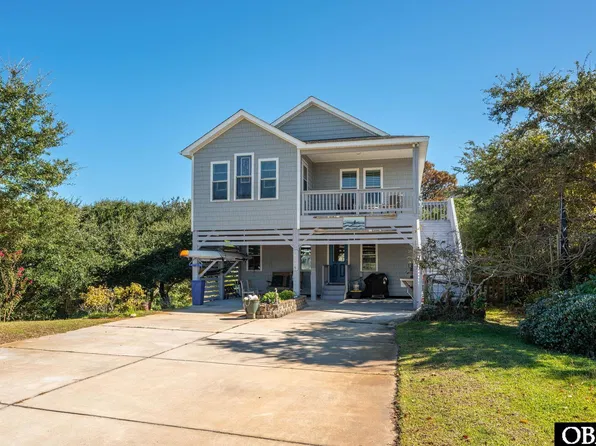 415 W Barracuda Dr, Nags Head, NC 27959