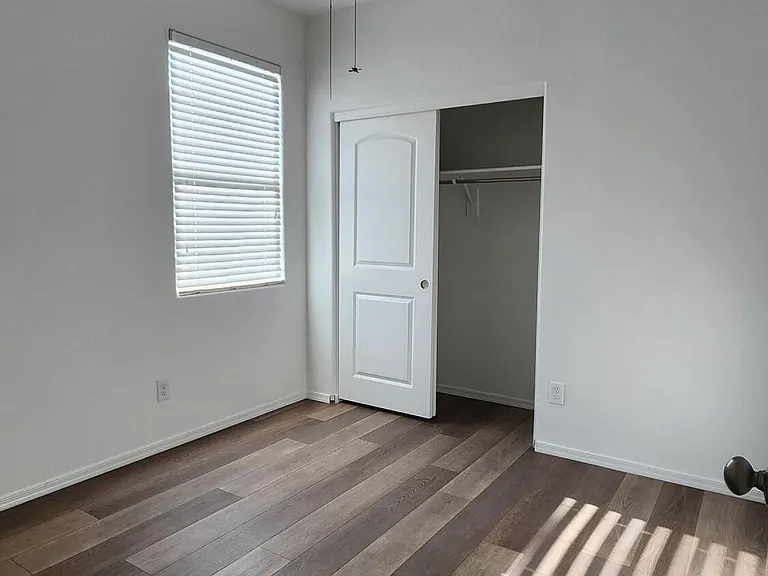 41932 W Manderas Ln — Photo 10