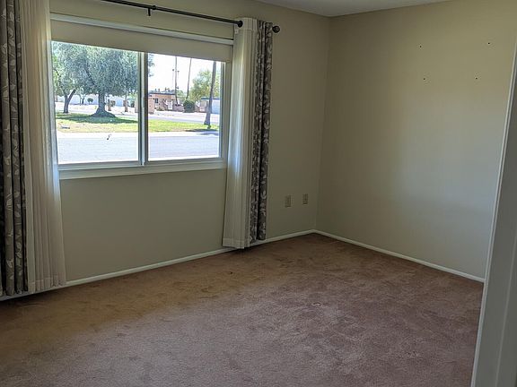 4th image of 13606 N REDWOOD Drive