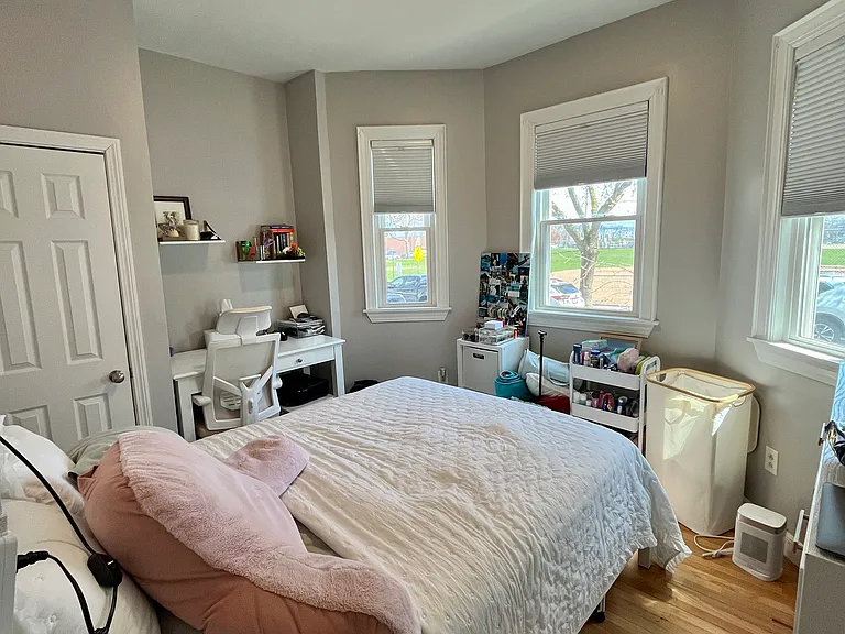21 M St #1 — Photo 4