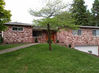 105 Charlotte Ave, Irwin, PA 15642