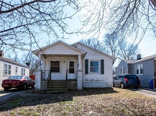 933 W Cushing St, Decatur, IL 62526