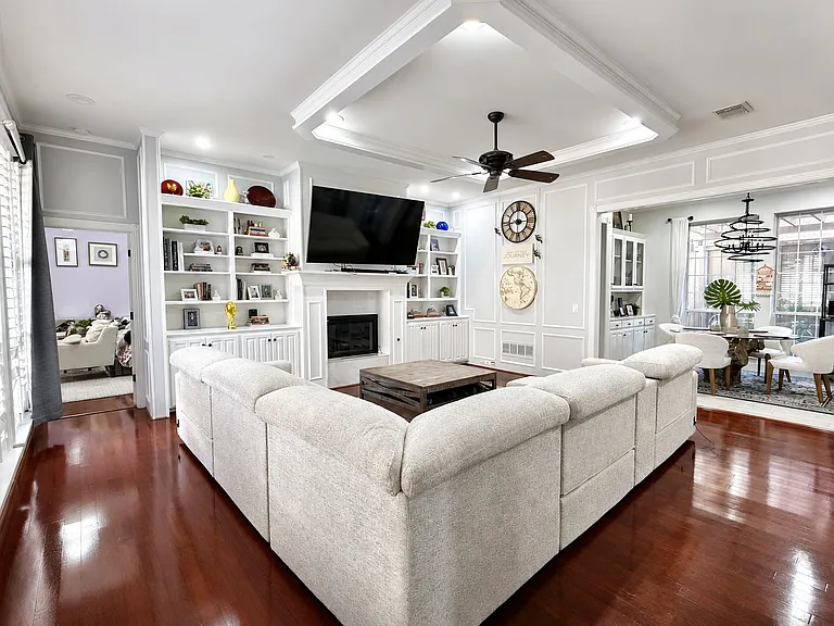 4404 Hollow Oak Dr — Photo 12