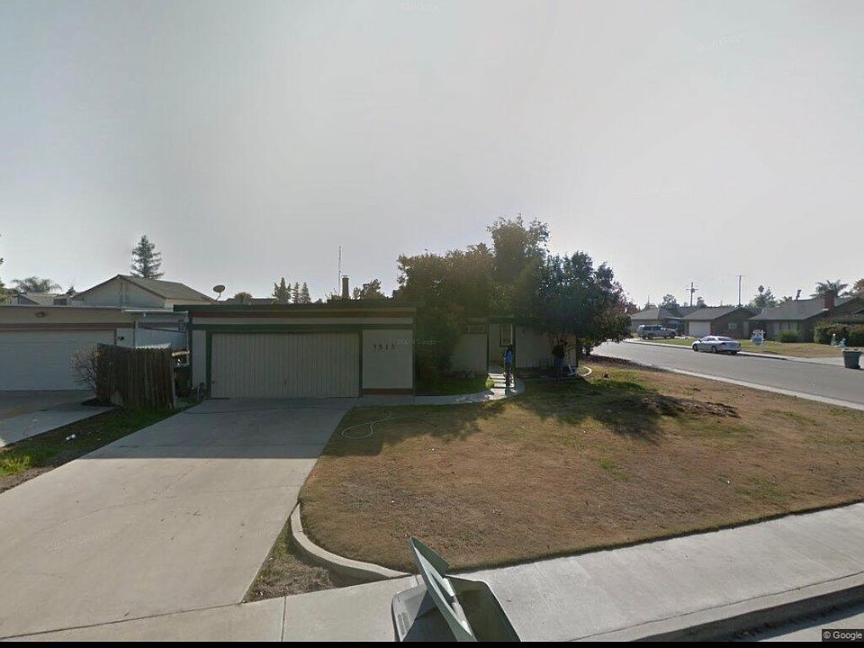 1st image of 3515 E Center Ct