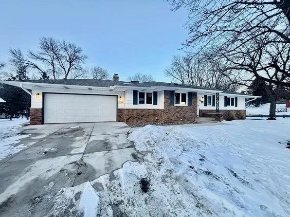 1295 Polk Pl NE, Columbia Heights, MN 55421