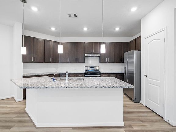 5th image of 7502 Sunlit Harbor Dr