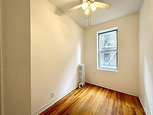 5th image of 421 E 65th St APT 10
