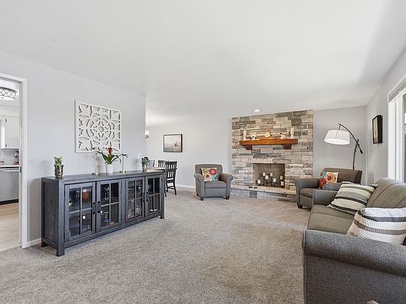 4th image of 5607 W Comanche Dr