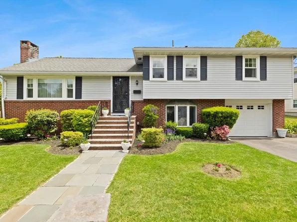 172 Puritan Dr, Quincy, MA 02169