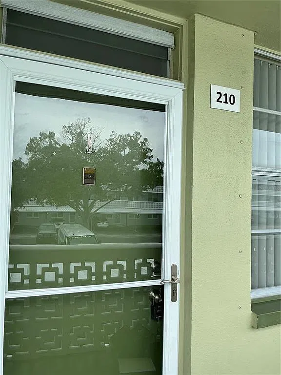 1 bed, 1.5 bath, 925 sqft, $1,450 — Photo 3
