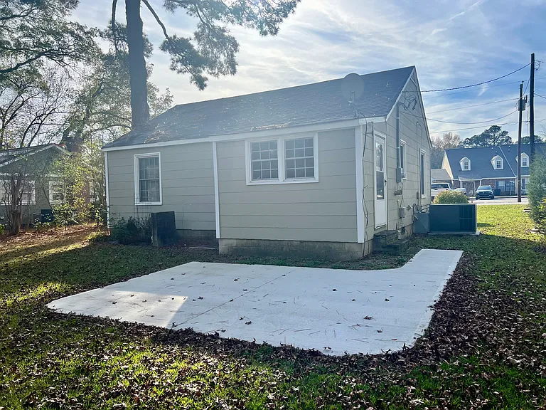 221 Mae Byrd Rd — Photo 18