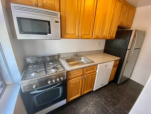 Rented by JM Preston Properties LLC | media 28