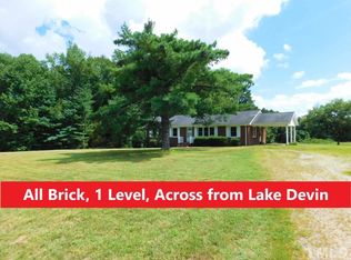 2782 Lake Devin Rd, Oxford, NC 27565