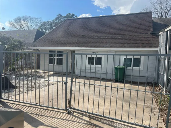 12501 W Hardy Rd, Houston, TX 77037