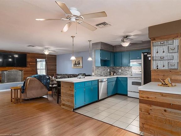 4th image of 3056 Lake June Blvd