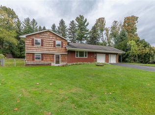 96 El Mar Dr, Rochester, NY 14616