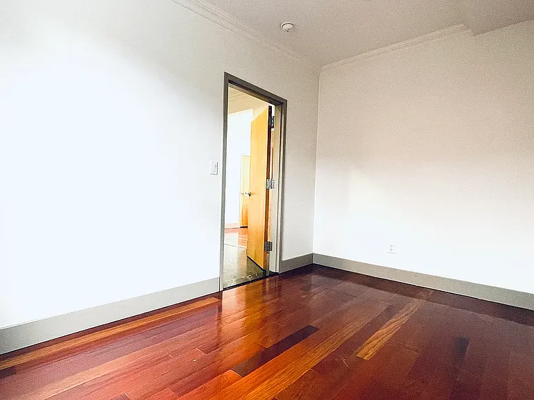 40 Troutman St #2 — Photo 5