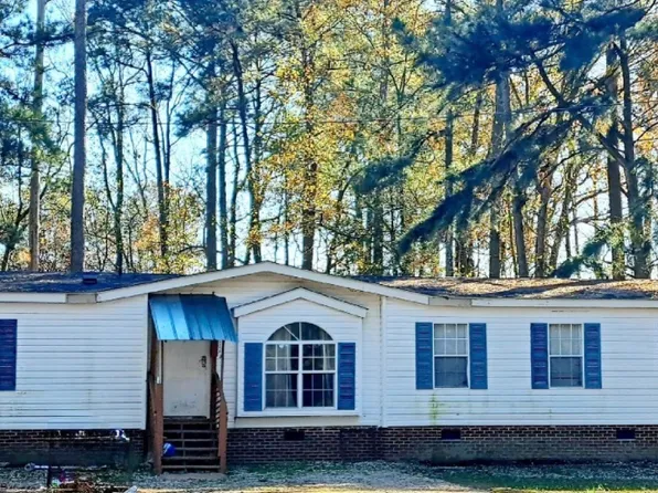 4912 Webb Lake Rd, Wilson, NC 27893