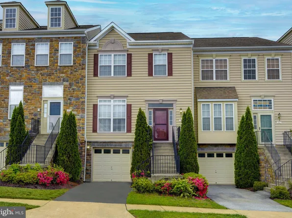 105 Cheshire Ct, Winchester, VA 22602