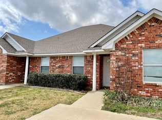 107 1st St, Sanger, TX 76266