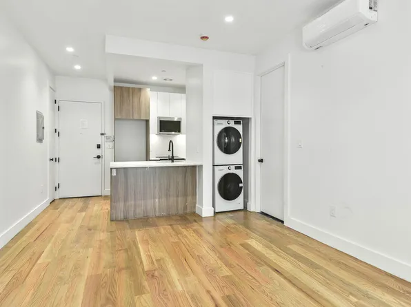 428 Sackett Street image 1 of 6