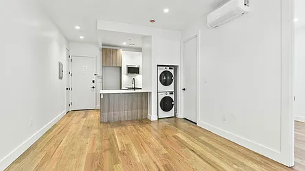 428 Sackett Street, #2B