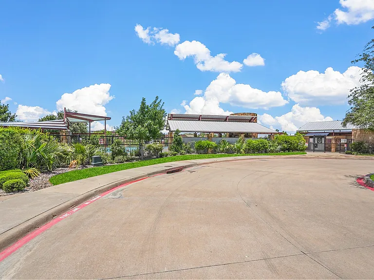 3628 Jockey Dr — Photo 32