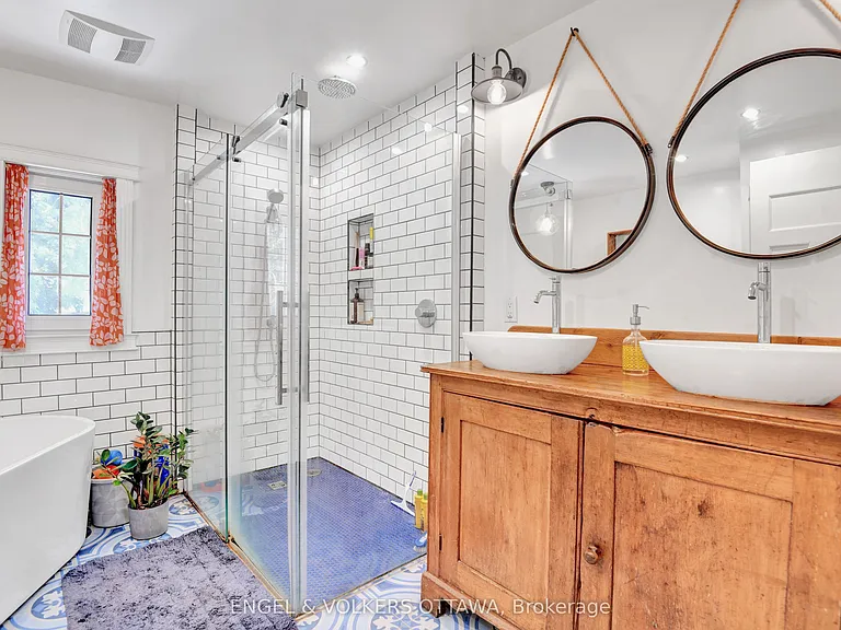 469 Island Park Dr — Photo 24