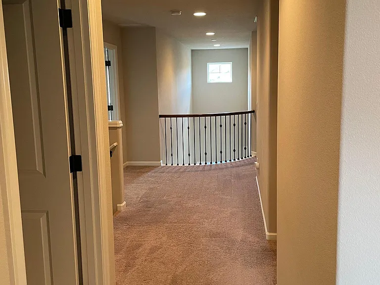 21618 SW Derby Ter — Photo 32