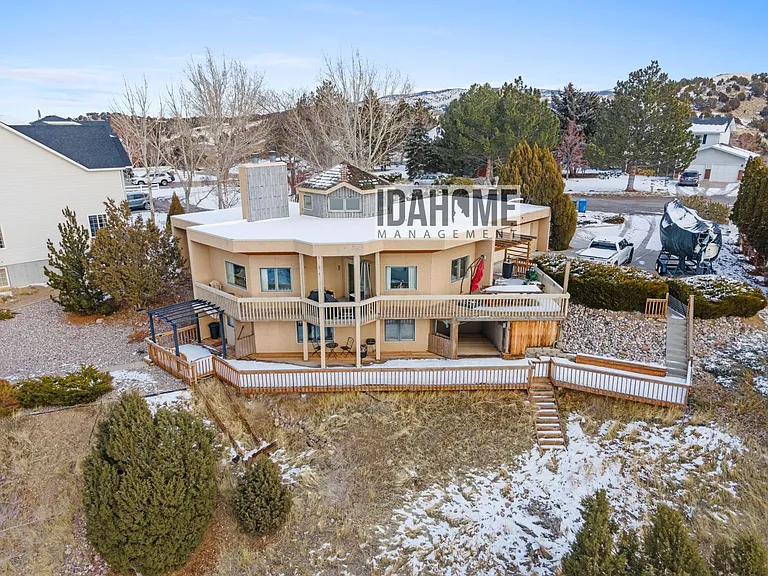 1045 Sagewood Pl — Photo 9