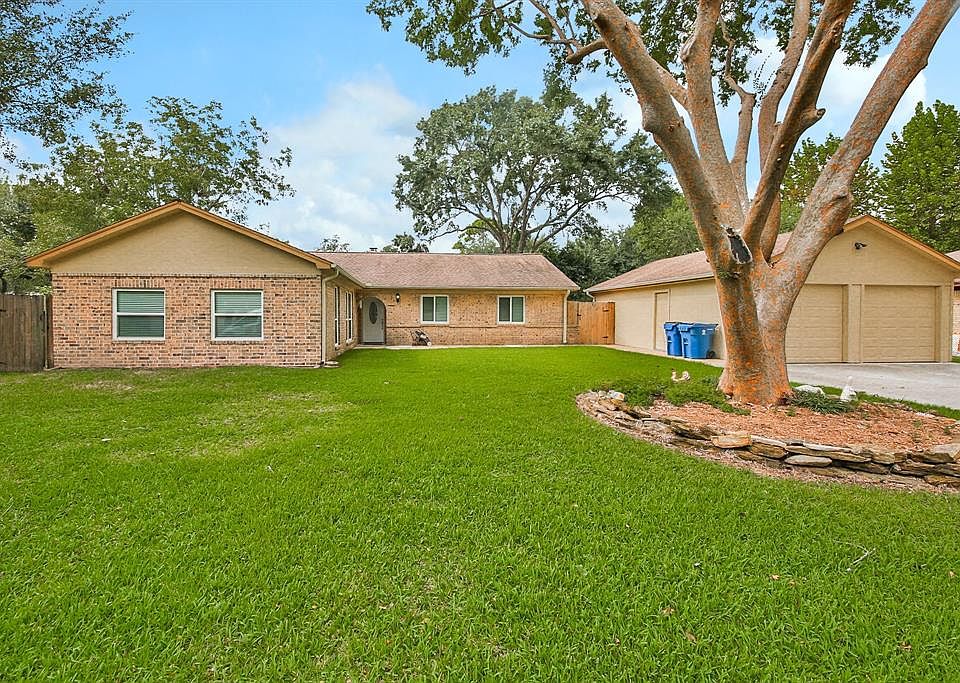 1st image of 5620 Longshadow Dr