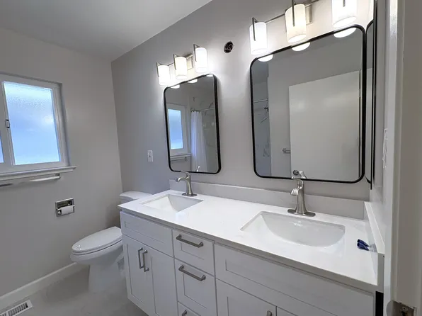 906 Viewridge Dr, San Mateo, CA 94403