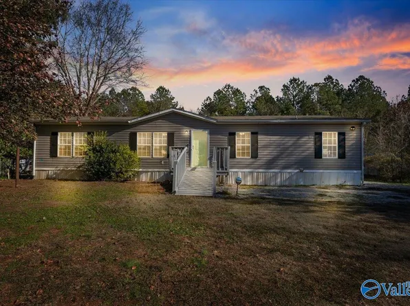 429 Acuff Rd, Gurley, AL 35748
