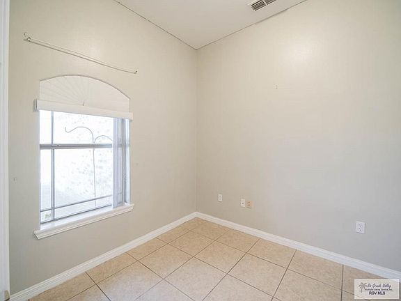3rd image of 4153 Westland Dr