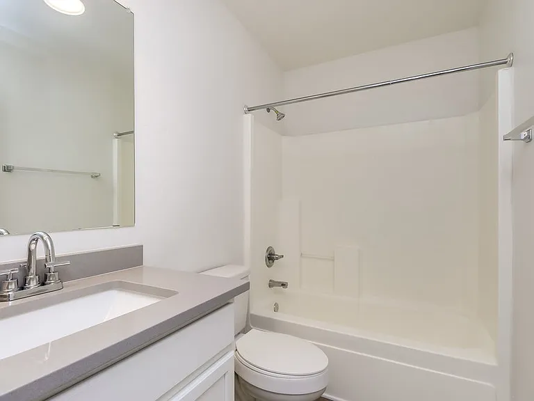 8115 W Florence Ave — Photo 16