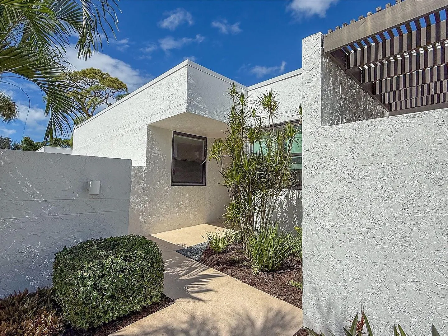 609 Bayport Way - ST — Photo 3