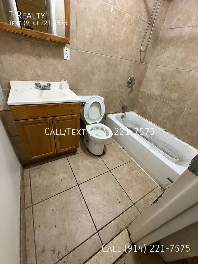 1 bed, $2,400 — Photo 3