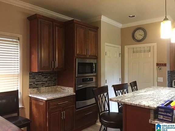4th image of 4006 Vestview Dr