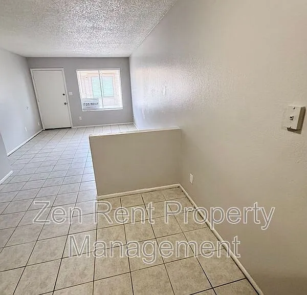 44 S Williams St #15 — Photo 5