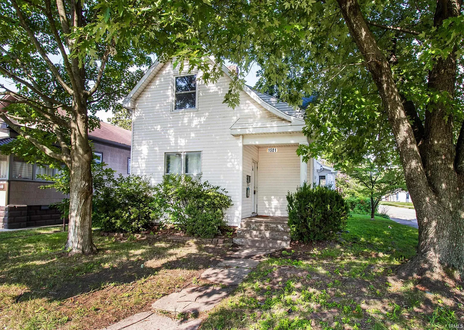 1501 S Linwood Ave photo 1