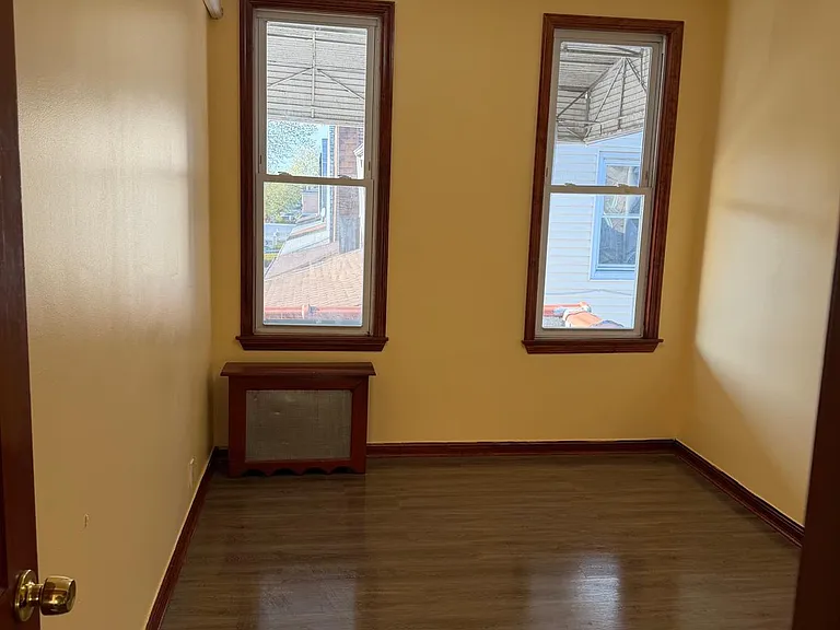 111-03 Rockaway Blvd #2R — Photo 11