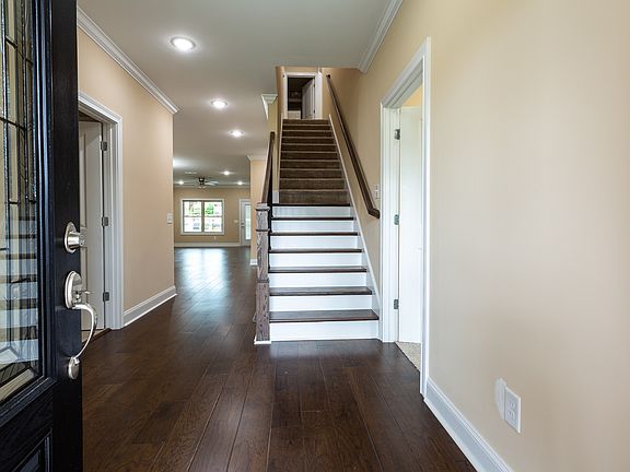 2nd image of 456 Pond Apple Road 34