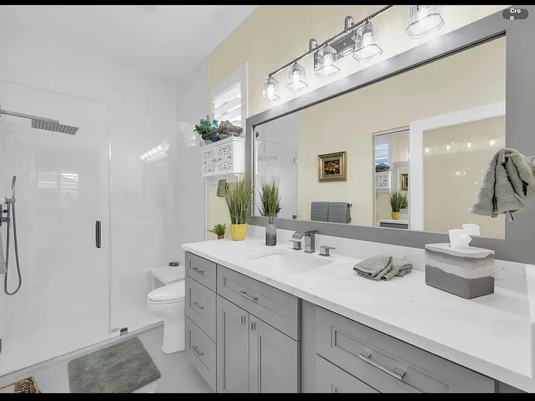 253 SW Coconut Key Way — Photo 14