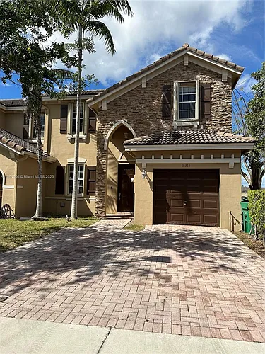 15315 SW 9th Way Photo 1