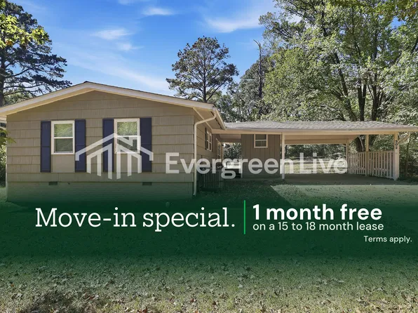 302 Colonial Cir, Jackson, MS 39211